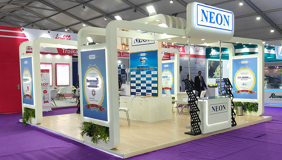 Chandrayaan-inspired stall design by Radical Concepts for Neon Laboratories at ISACON 2023